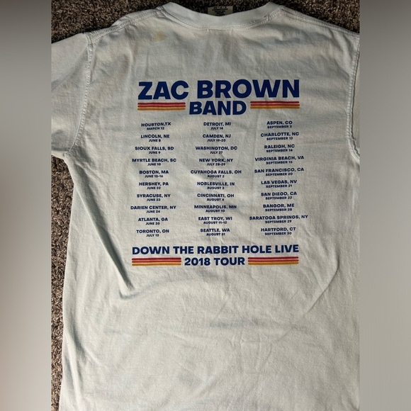 5/$25 Zac Brown Band Down the Rabbit Hole Live 2018 Tour size small - Picture 4 of 8